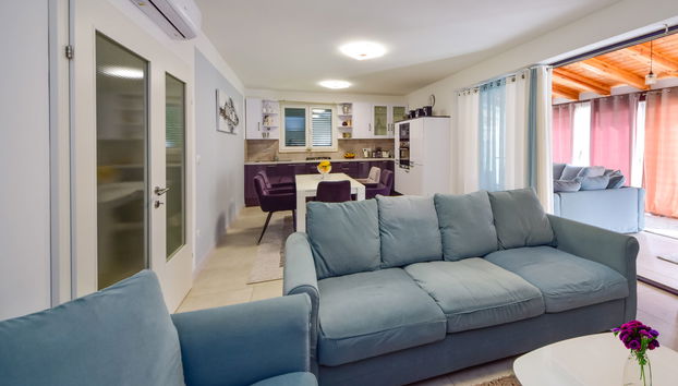 Nena - Photo 2, Kitchen / Dining Room