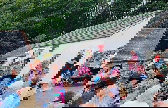 3 Bedrooms Loch Views Heated Pool Close To Beaches - Photo 9