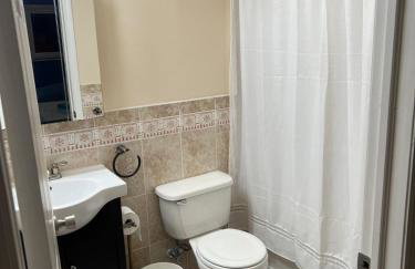 NY-NJ Tennis Suites - Sleeps 40 - 15 Mins to NYC - Foto 62