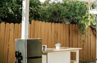 Serene Silver Lake 1 bedroom 1 bathroom Back house With Private Backyard - Photo 31