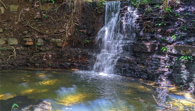 Pedro II Tour - Photo 3, Admiring the Salto Liso Waterfall