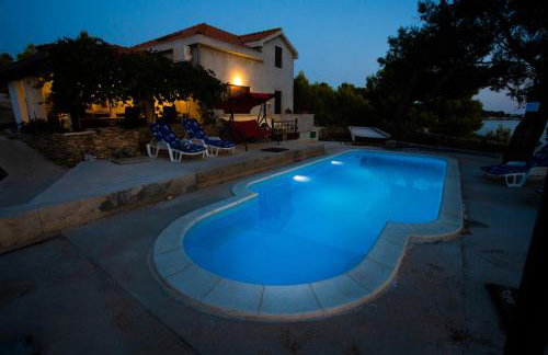 Obiteljska kuća za odmor Futura - Photo 27