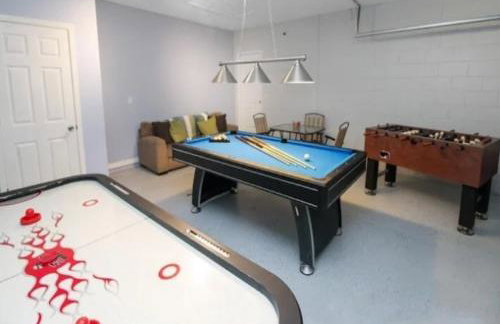 Family Friendly - South Facing Pool - Game Room - Gated - Near Disney - Foto 4