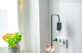 KAISER 02 by ROCKCHAIR Apartments l SUPERHOST Status l 3 Bedrooms Boxspringbeds 2 Bathrooms l Cozy Family & Business Flair 155 sqm 3 Balcony 2nd Floor Elevator up to 10 guests welcomes you! - Foto 16