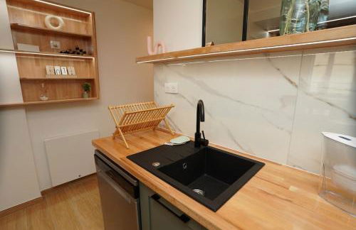 La Bulle Chic, Netflix - central - Photo 19