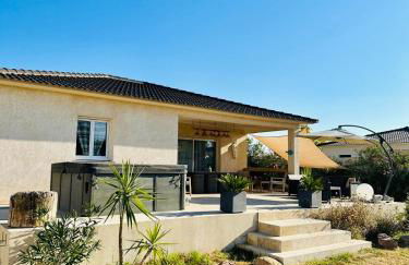 villa avec jacuzzi privé proche plage - Foto 8