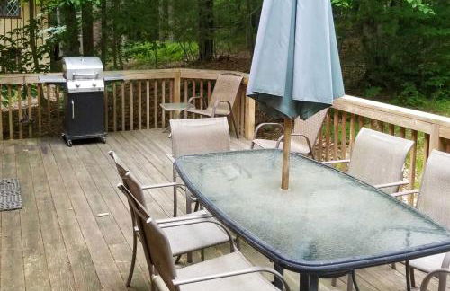 Pocono Mountain Home with 3 Community Lakes! - Foto 20