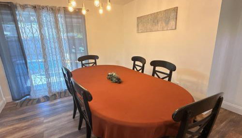 Whole House+Renovated+Pool+Lanai+BBQ+Close to All - Foto 5