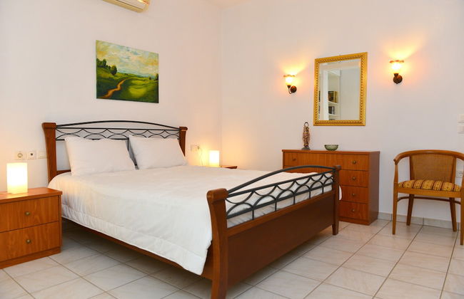 Orestis Suites - Photo 5