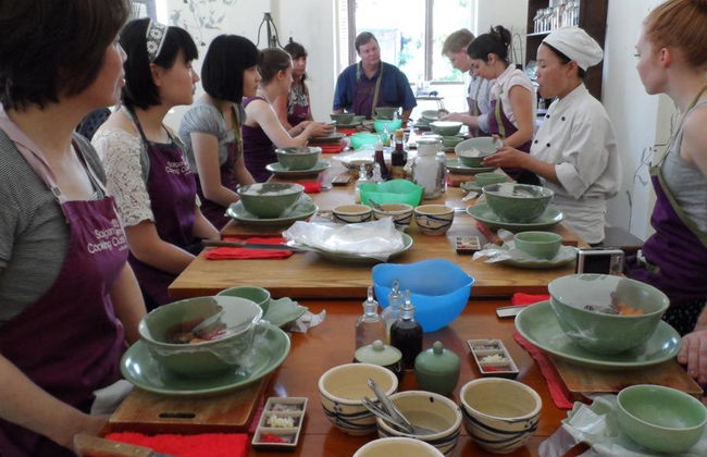 Halbtägige kulinarische Tour durch Saigon - Abholung vom Hotel in Ho-Chi-Minh-Stadt - Foto 1