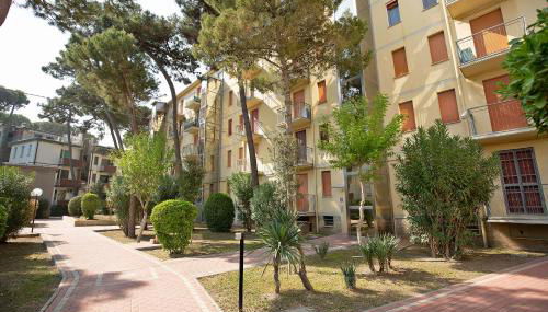 Beach holiday Delfini - Foto 3, Garden view