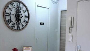 Appartement cosy centre Issoire-Superbe vue Sancy et Livradois-Forez-WiFi - Foto 2, wardrobe