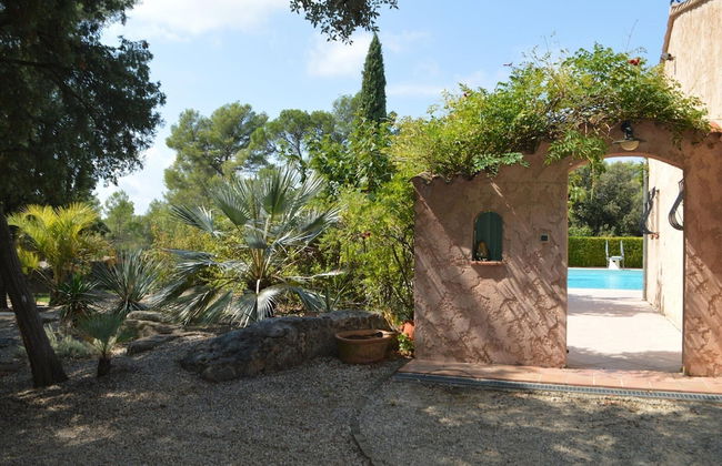 Rural Villa in Lorgues With a Private Pool - Foto 27