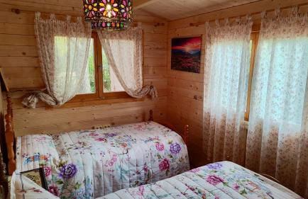 Refugio madera estilo árabe con estatuas, estanques y un pequeño zoo - Foto 25