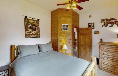 Dock and Lakefront! Family-Friendly Michigan Getaway - Foto 18