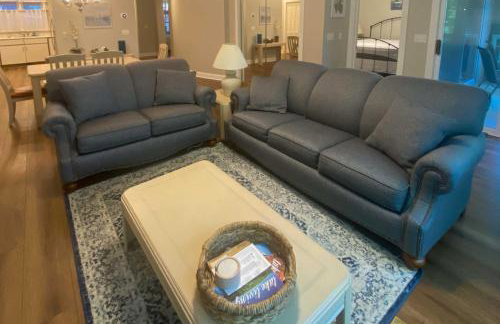 Condo on Lake Keowee with Resort Amenities and Pool! - Foto 7