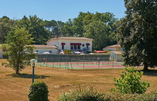 Villa in France With Private Garden - Photo 16