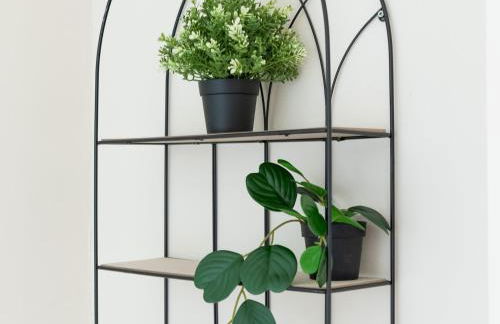 Spacious 4 Bed House Free Parking Near Station - Pass the Keys - Foto 60