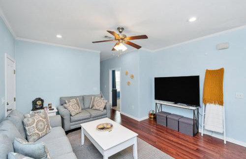 Summer Bliss 3BR Home, Walk to Beach Master Suite Sleeps 9 - Foto 23