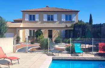 villa classée 4 étoiles avec piscine et boulodrome - Photo 1