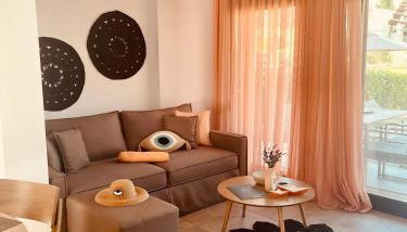 Epos Villas & Luxury Studios - Foto 4