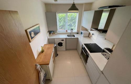 2 Bed 2 Bathroom Gated Apartment 1 Inc free Parking - Foto 11