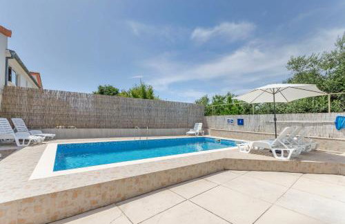 Apartments Mila Family With Pool - Photo 58