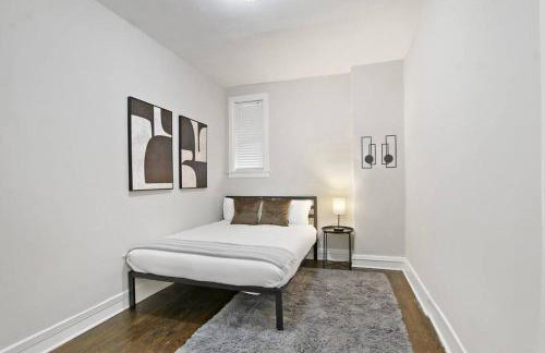 3BR Vibrant Apartment in Hyde Park - Bstone 5310-1 - Photo 9