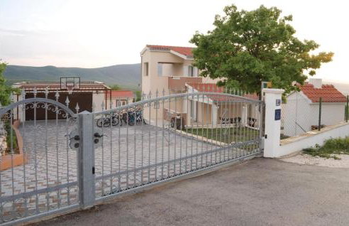 Awesome Home In Radosic - Foto 13