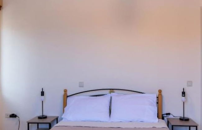 Platsa Seaview Retreat - A Stone-built Escape - Photo 13