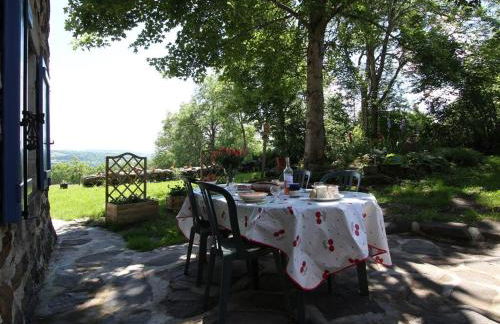 Location authentique avec cheminée et toit de chaume, proche nature et activités à St-Front - FR-1-582-291 - Foto 2