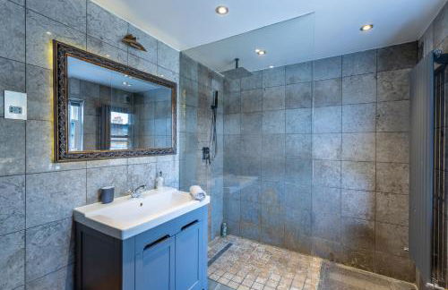 Traditional English 4 bedroom home in Greenwich - Foto 12