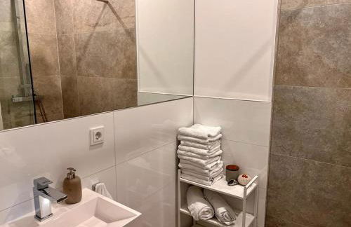 Apartments bei Playmobil EG,130m2,große Terassen,24h Self Check-in, free Parking - Foto 25