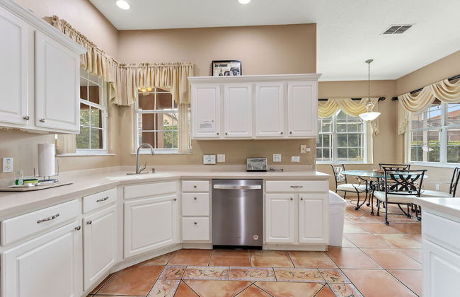 6 Bedroom Premium Home With Pool, Spa and Games Room #800 - Photo 49