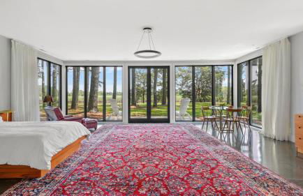 The Porter's Barn - fancy little waterfront home with deep-water boat dock and firepit - Foto 14