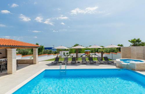 Villa Anela - Photo 27