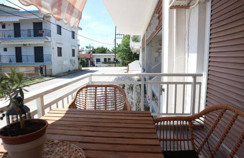 Grandma Mary's Apartment Nea Playia - Foto 43