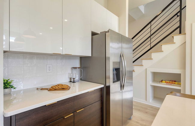 Sleeps 24! 3 Modern 4bdr Townhomes w/ Covered Patios Nashville Group Retreat - Foto 14