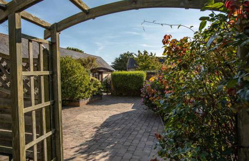 Newclose Farm - The Old Barn - Photo 48