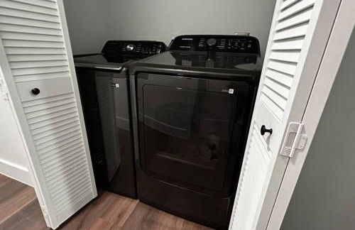 Sunny Delight Home Near Airport - Foto 44