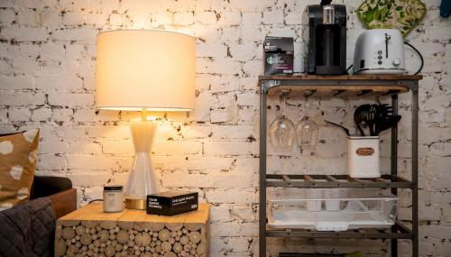 Sunny Fully Furnished Studio in Chelsea - Photo 4, Other