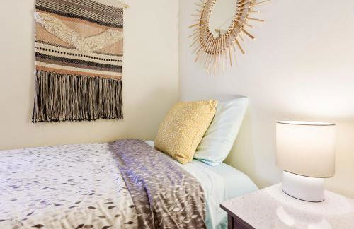 Dapper Digs - King Bed - Long Term Stays - Duke - Foto 18