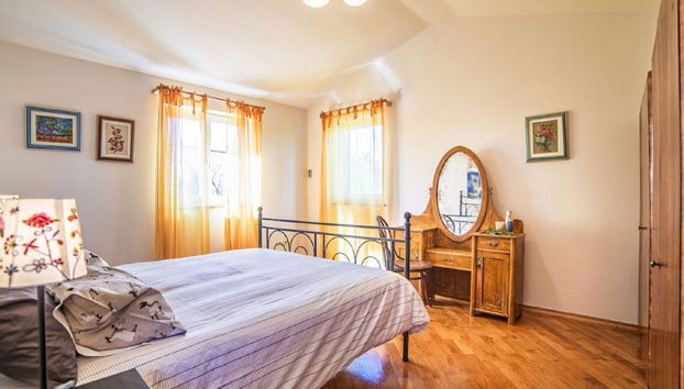 Peaceful Holiday Home in Umag With Swimming Pool - Foto 3, Habitación