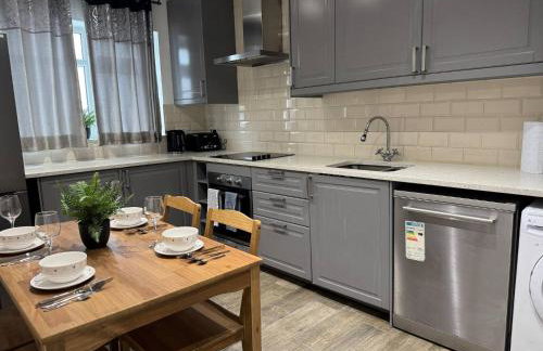 Beautiful 2 Bed Apartment Cricklewood - Foto 20