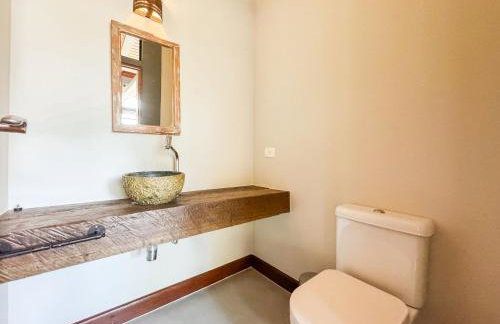 Casa térrea de alto padrão com piscina e cozinha de cinema na Granja Viana - Foto 56