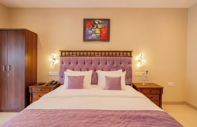 Emperor Ozran by Alaya Stays - Photo 28