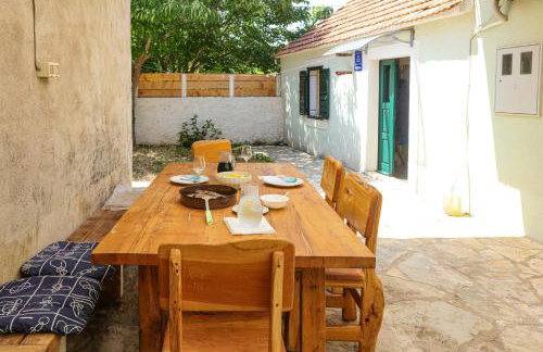 Apartments with parking space Konjevrate, Krka - 24487 - Foto 9