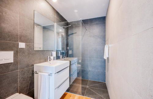 Vila Aguarelas with pool by Stay Madeira Island - Foto 23