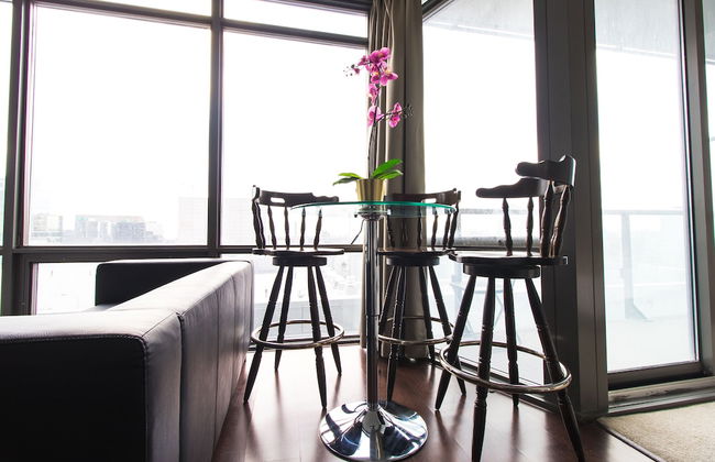 Vacation in Toronto Suites - Photo 7