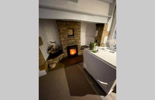 Cotswolds Cottage Ilmington with Wood Burning Stove & BBQ - pet friendly - Foto 5